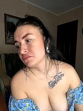 Roxana Bell online show from 11-22-25, 11:31