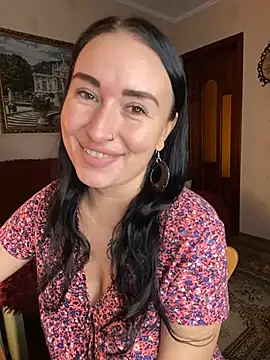 Snapshot of Roxana_Bell chatting on 01-17-26, 10:20 Roxana Bell online show from 01-17-26, 10:20