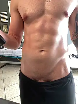 Snapshot of MachineDien chatting on 02-25-25, 07:36 MachineDien online show from 02-25-25, 07:36