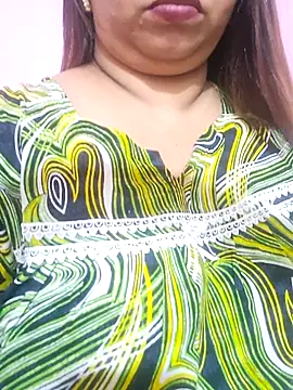 Snapshot of Ravina_patil1 chatting on 07-20-26, 11:01 Ravina patil1 online show from 07-20-26, 11:01