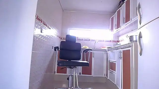 Snapshot of TysonWalkers chatting on 01-14-25, 06:38 TysonWalkers online show from 01-14-25, 06:38