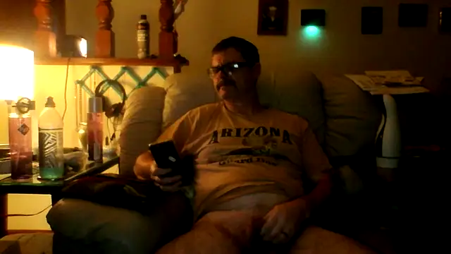 Snapshot of Billythekidd1978 chatting on 11-02-25, 03:42 Billythekidd1978 online show from 11-02-25, 03:42