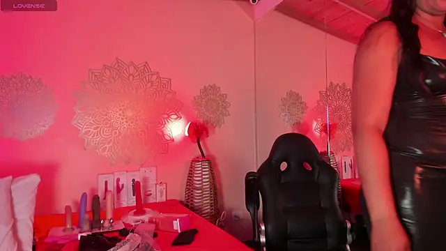 Scarlettt Ass online show from 09-19-25, 12:28