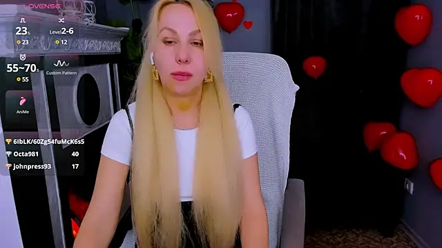 Snapshot of Anny_Jey_ chatting on 02-15-25, 09:04 Anny Jey online show from 02-15-25, 09:04