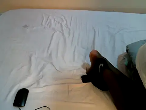 Snapshot of bigassmay chatting on 02-14-25, 04:20 bigassmay online show from 02-14-25, 04:20