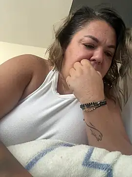 MikyVesela online show from 07-21-26, 07:32