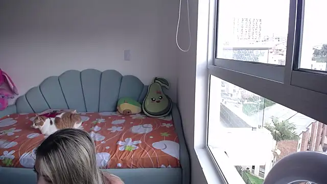  arianalzate  online show from 01-17-25, 08:44