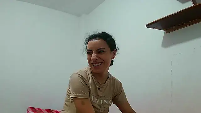 Snapshot of stephybrowm7 chatting on 03-19-25, 05:39 stephybrowm7 online show from 03-19-25, 05:39