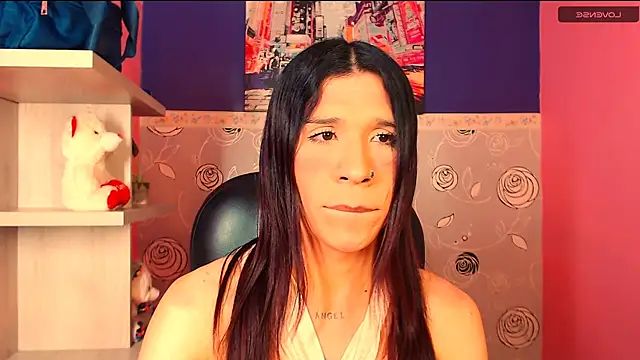 Snapshot of SaraSofia44 chatting on 03-09-25, 05:11 SaraSofia44 online show from 03-09-25, 05:11