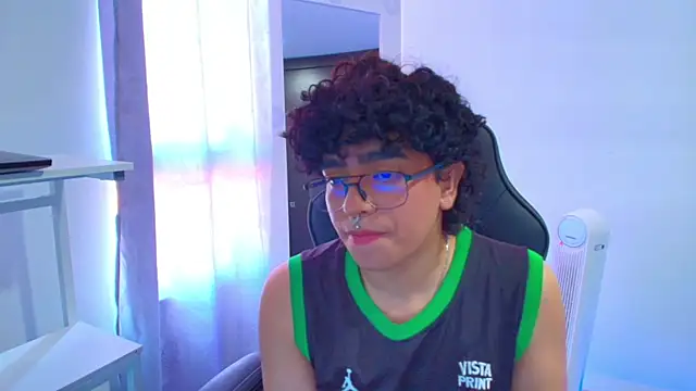  nickconnor01 online show from 01-20-25, 03:28