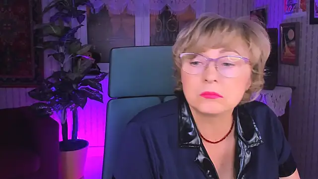 sugar vivien online show from 09-11-25, 01:11