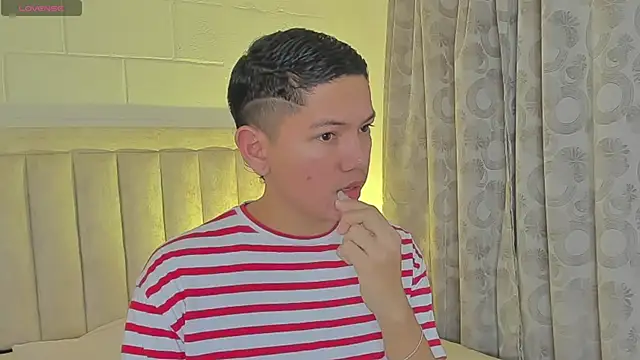 JulianRose 1 online show from 02-07-25, 11:12