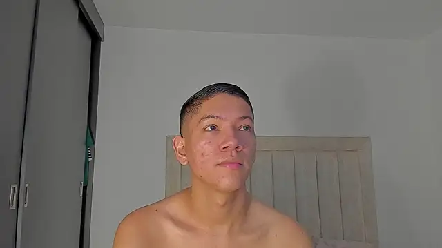 JulianRose 1 online show from 02-05-26, 11:04