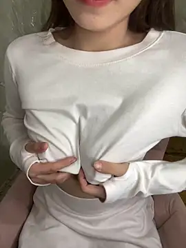 Snapshot of Pink_Pretty chatting on 01-23-25, 07:40 Pink Pretty online show from 01-23-25, 07:40