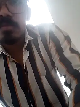 Snapshot of Shivaa- chatting on 04-03-26, 12:03 Shivaa- online show from 04-03-26, 12:03