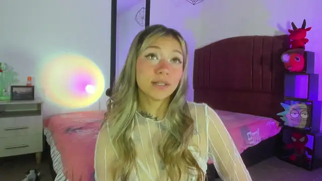 Snapshot of alisson_zafiro_ chatting on 12-15-24, 09:13 alisson zafiro online show from 12-15-24, 09:13