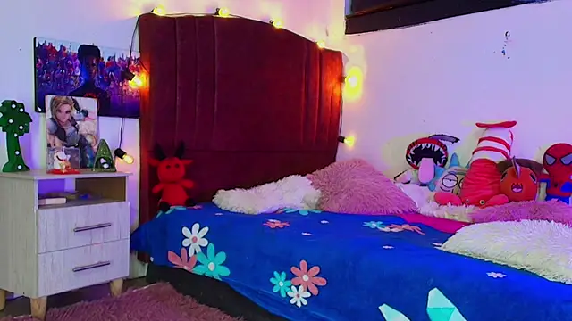 Snapshot of alisson_zafiro_ chatting on 11-02-25, 03:20 alisson zafiro online show from 11-02-25, 03:20