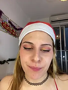 Snapshot of FlorBich chatting on 12-24-24, 08:55 FlorBich online show from 12-24-24, 08:55