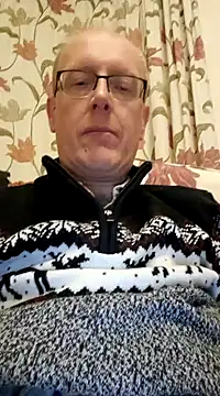 Snapshot of fastfun2012 chatting on 01-01-25, 12:43 fastfun2012 online show from 01-01-25, 12:43