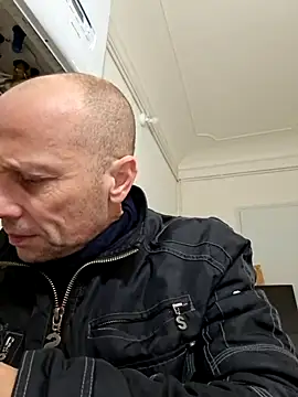 wedge75 online show from 12-23-25, 09:18