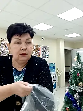 FantasyMichelle online show from 12-18-24, 07:36