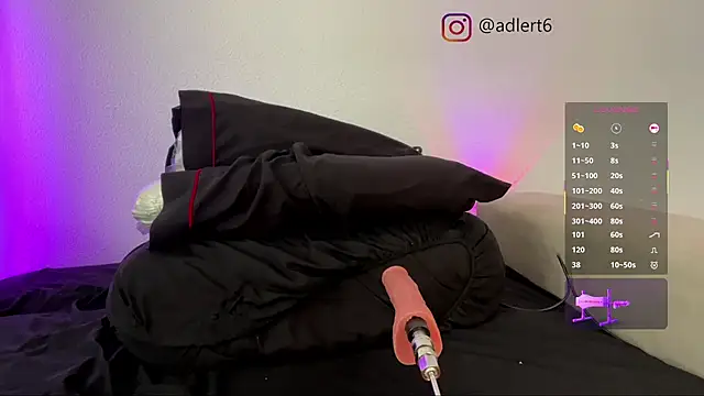 Snapshot of adler80035 chatting on 11-03-25, 05:52 adler80035 online show from 11-03-25, 05:52