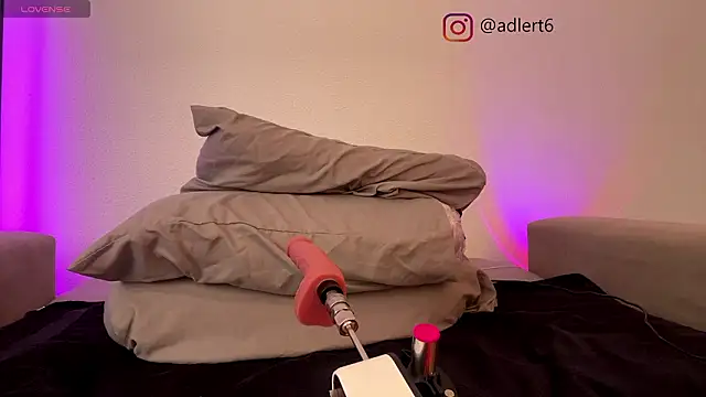 adler80035 online show from 02-26-26, 06:34