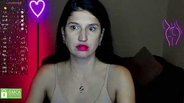 Alianna Solo Kisses online show from 02-02-25, 12:24