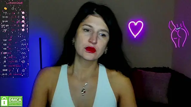 Alianna Solo Kisses online show from 02-23-25, 06:28