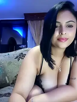 Snapshot of MelannyBell chatting on 01-25-25, 03:09 MelannyBell online show from 01-25-25, 03:09