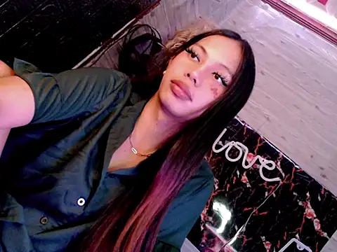 whiteladyboy online show from 10-03-25, 04:09