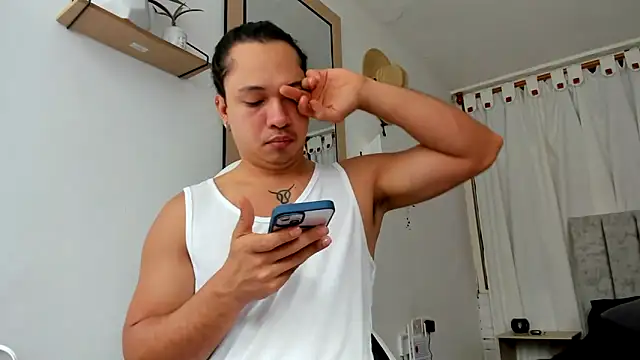 Valerioe online show from 09-27-25, 01:49