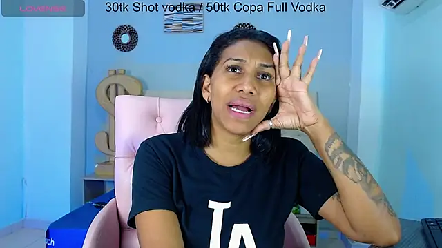 Snapshot of Kristel_lee chatting on 01-28-25, 01:05 Kristel lee online show from 01-28-25, 01:05