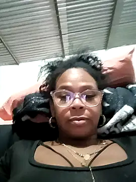 Melanie candy  online show from 10-14-25, 11:16