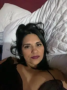 paolagomez  online show from 01-09-25, 10:31