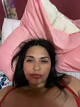 paolagomez  online show from 01-12-25, 10:56