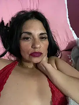 paolagomez  online show from 02-28-25, 08:31