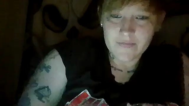 Snapshot of MistressMaXx chatting on 07-12-26, 03:19 MistressMaXx online show from 07-12-26, 03:19