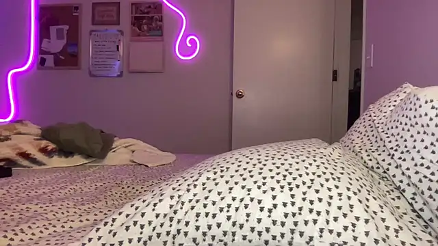 annabelleholly666 online show from 12-23-24, 02:56