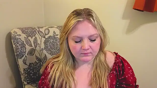 PhatAssBlond online show from 04-10-26, 04:23