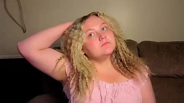 Snapshot of PhatAssBlond chatting on 07-20-26, 09:39 PhatAssBlond online show from 07-20-26, 09:39