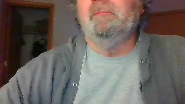 Snapshot of Doherty10 chatting on 12-14-25, 06:23 Doherty10 online show from 12-14-25, 06:23