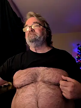 Snapshot of Doherty10 chatting on 12-20-25, 07:04 Doherty10 online show from 12-20-25, 07:04