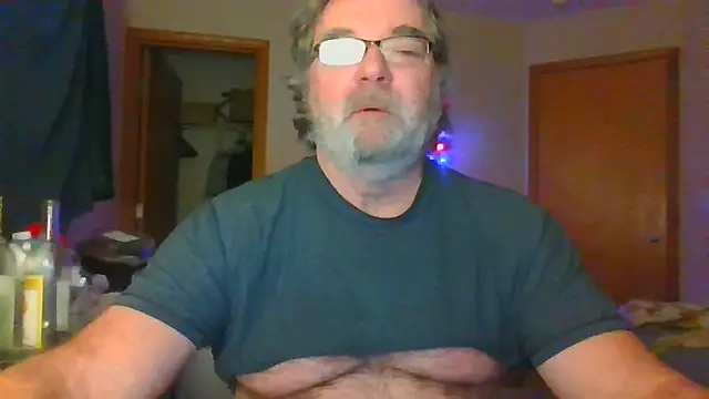 Snapshot of Doherty10 chatting on 02-21-26, 12:06 Doherty10 online show from 02-21-26, 12:06