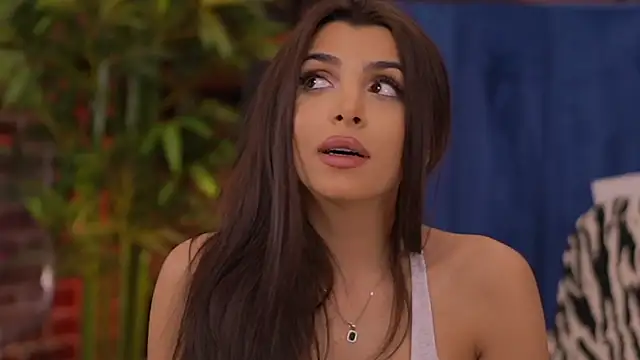 Snapshot of NicoleCellini chatting on 02-23-25, 03:13 NicoleCellini online show from 02-23-25, 03:13