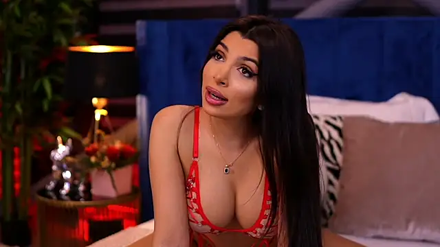 Snapshot of NicoleCellini chatting on 03-14-25, 10:16 NicoleCellini online show from 03-14-25, 10:16