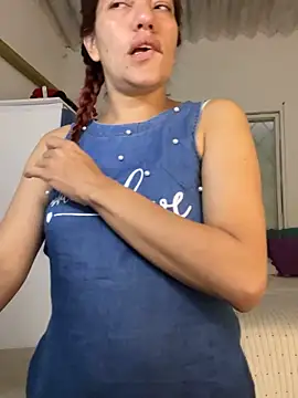 Snapshot of lia_huan chatting on 09-19-25, 12:28 lia huan online show from 09-19-25, 12:28