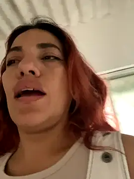 Snapshot of lia_huan chatting on 10-03-25, 12:13 lia huan online show from 10-03-25, 12:13