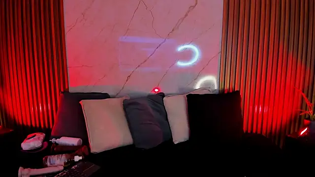 Snapshot of Emiilycollins chatting on 01-23-25, 09:39 Emiilycollins online show from 01-23-25, 09:39