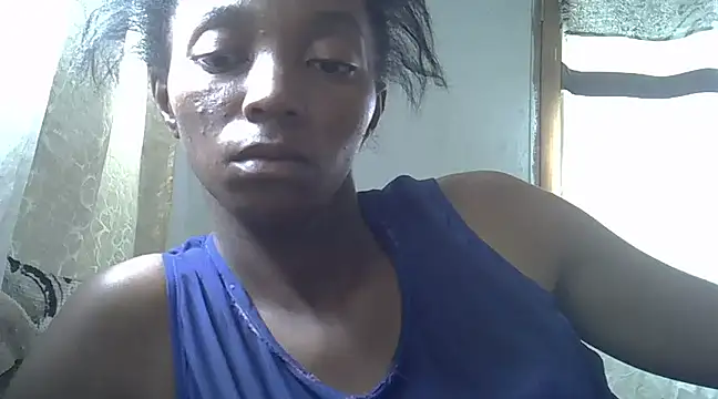 Snapshot of ElianeHot chatting on 01-31-25, 11:24 ElianeHot online show from 01-31-25, 11:24